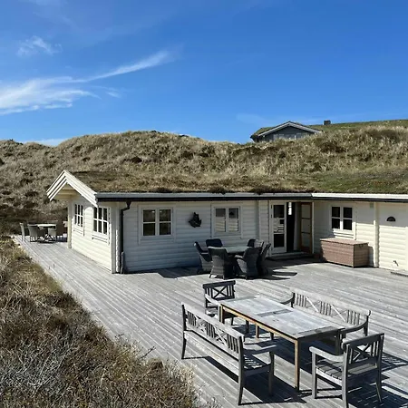 Summer House By The North Sea In Kandestederne